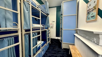 smart russell square hostel