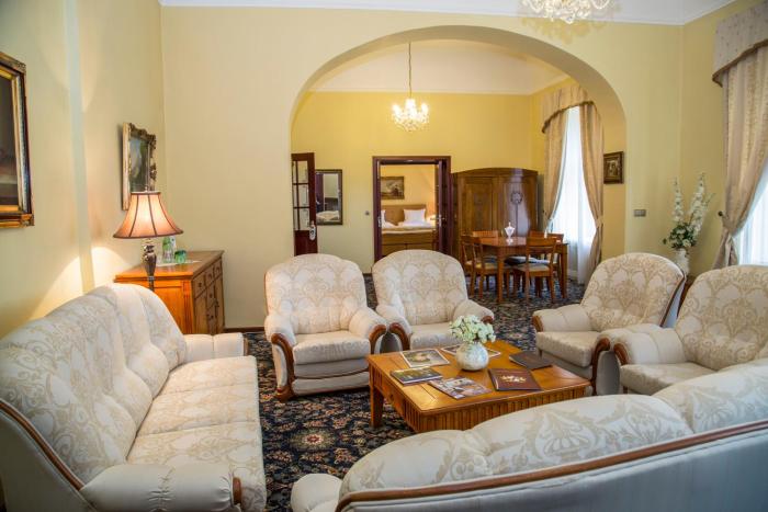 chateau hotel zbiroh