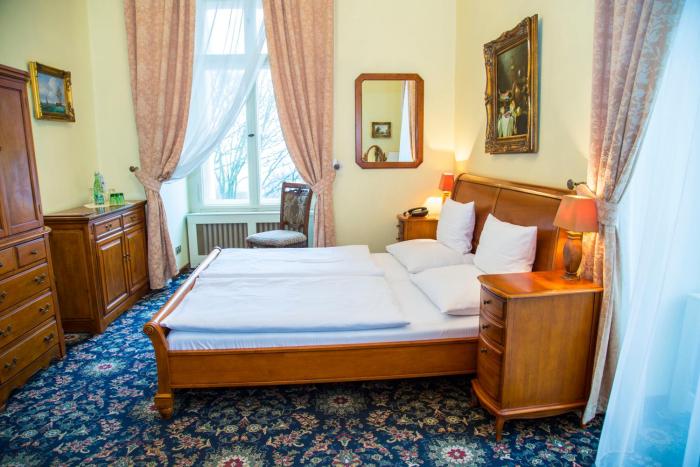 chateau hotel zbiroh