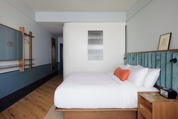hotel henrietta