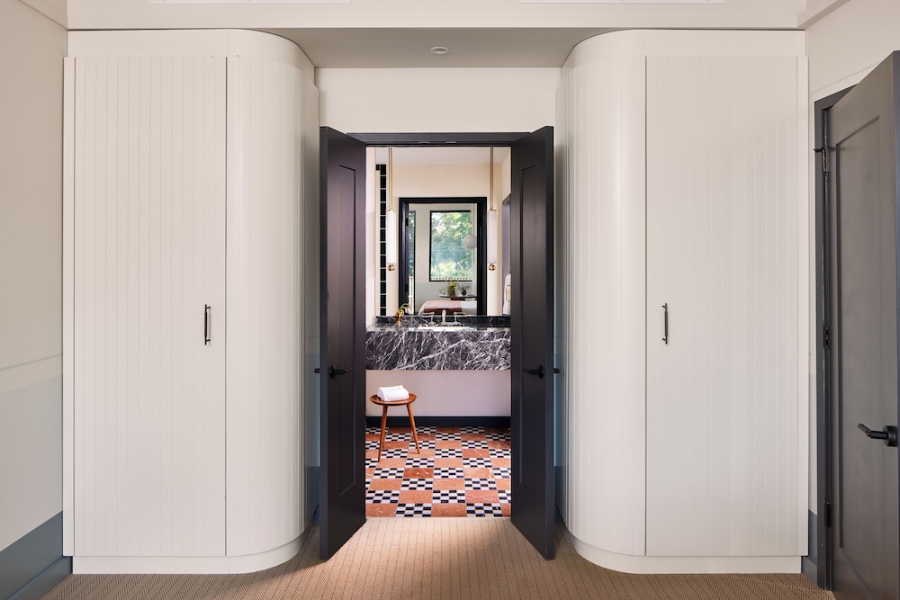 hotel henrietta