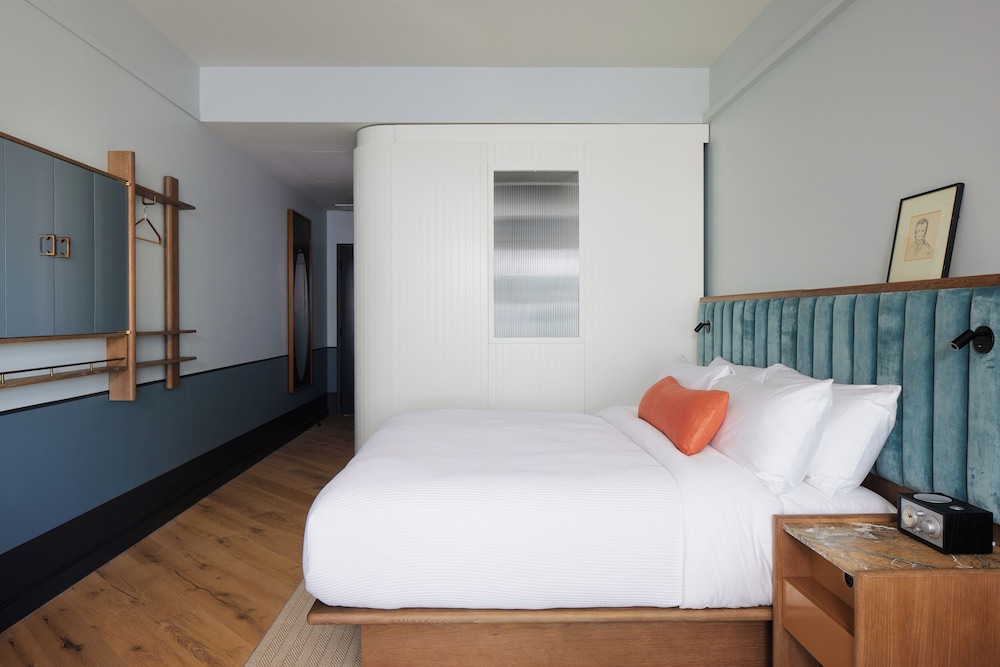 hotel henrietta