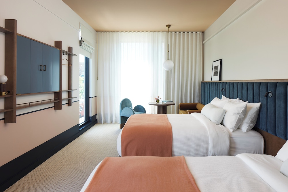 hotel henrietta