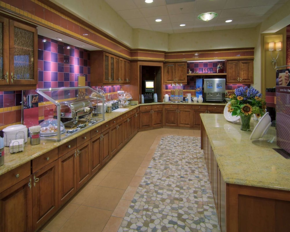 hampton inn and suites raleigh durham airport brier creek