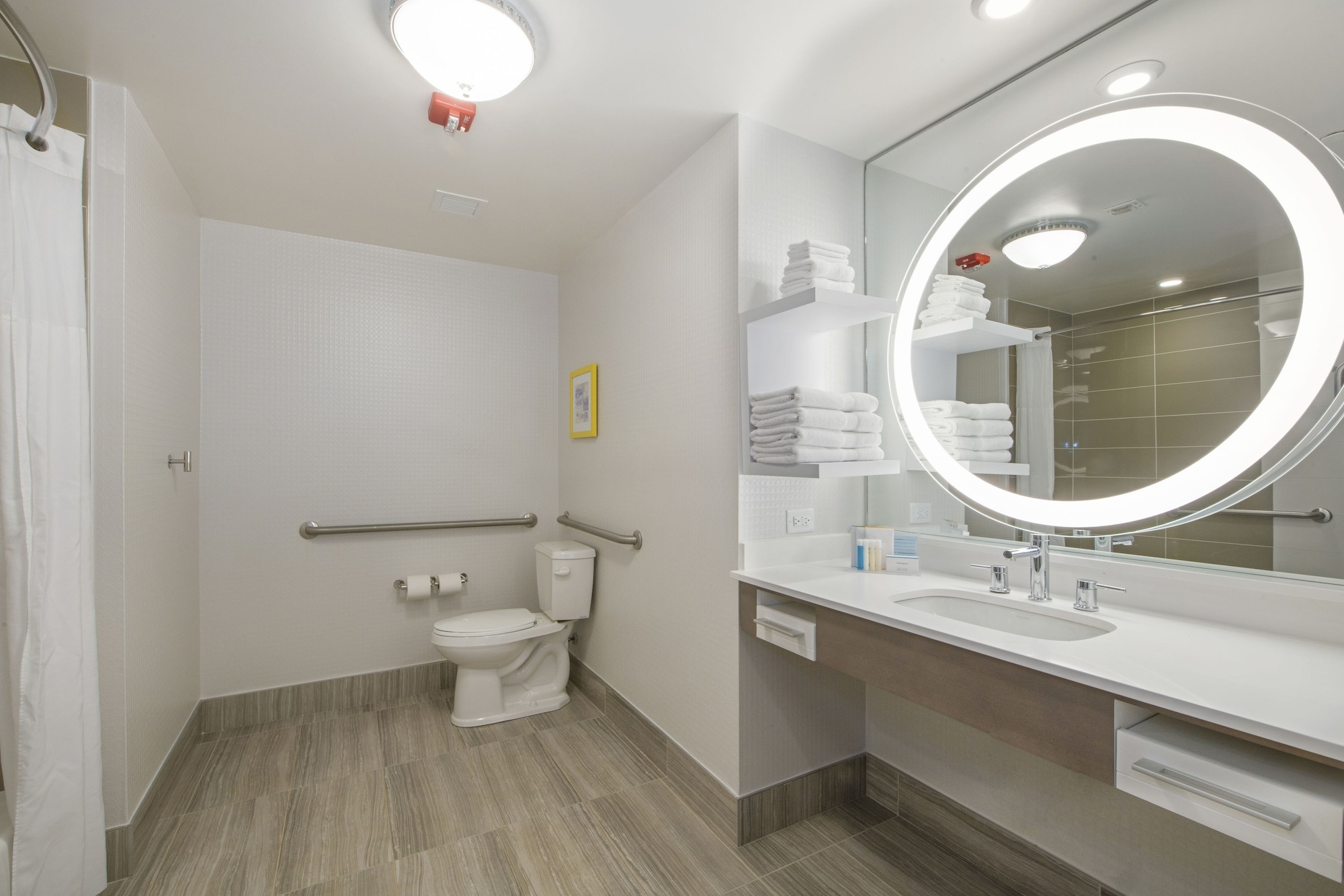 hampton inn and suites raleigh durham airport brier creek