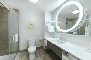 hampton inn and suites raleigh durham airport brier creek