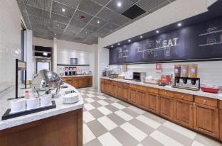 hampton inn and suites raleigh durham airport brier creek