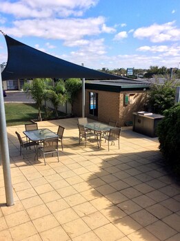 Hi Way Eight Motor Inn,Halls Gap>>Grampians,4 star