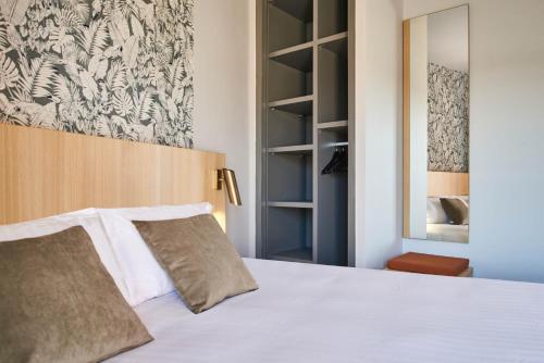 originals boutique hotel larivaut puy guillaume