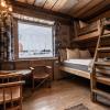 basecamp spitsbergen hotel