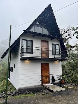 hotel los suenos de bajos del toro