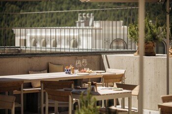 hotel maistra 160