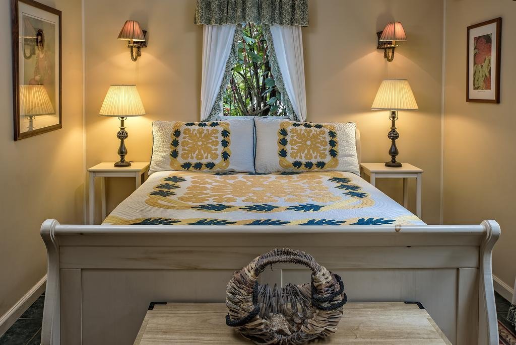 the historic wailuku inn