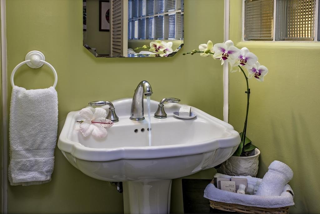 the historic wailuku inn