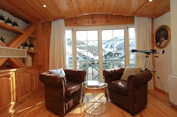 inside plaza sierra nevada