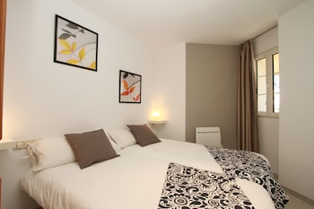 inside plaza sierra nevada