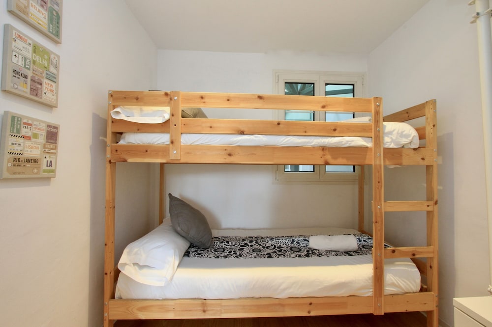 inside plaza sierra nevada