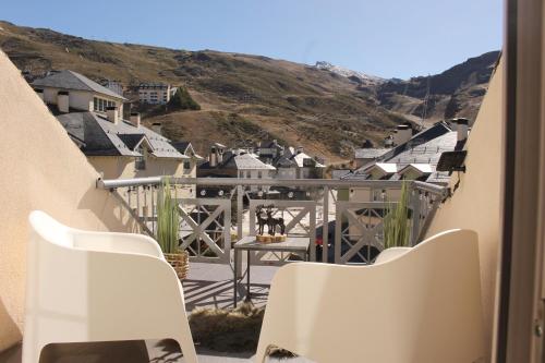 inside plaza sierra nevada