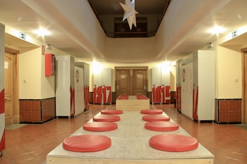 inside plaza sierra nevada