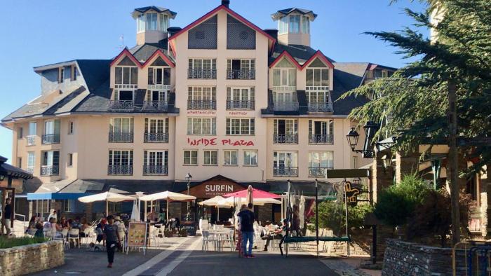 inside plaza sierra nevada