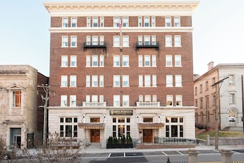 hotel petersburg tapestry collection by hilton