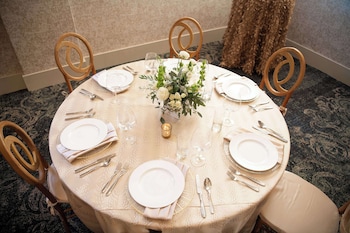 hotel petersburg tapestry collection by hilton