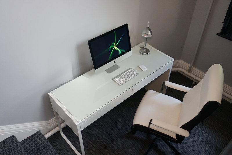 broadfield park hotel