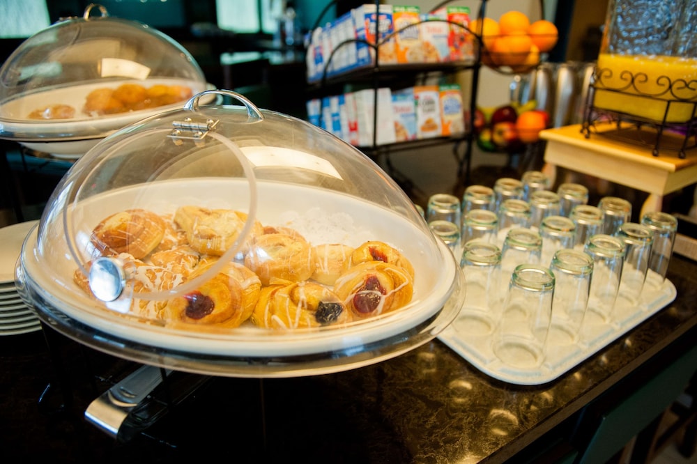 hilton garden inn rockaway