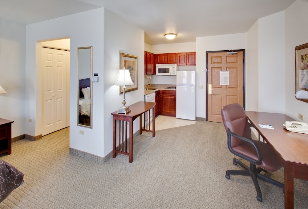 staybridge suites rockford by ihg
