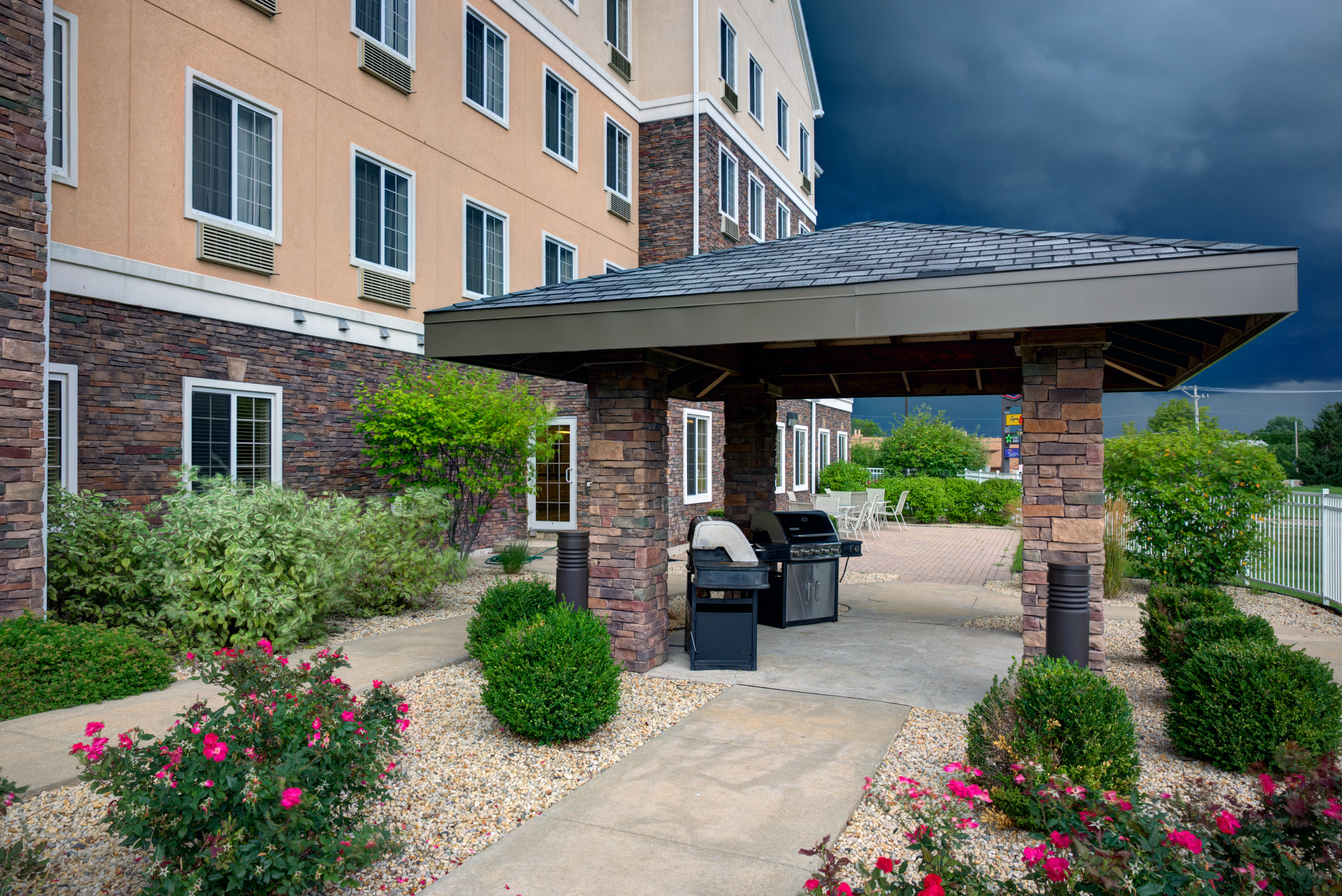 staybridge suites rockford by ihg