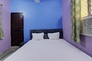 Hotel Sarkar & Marriage Hall,,2 star