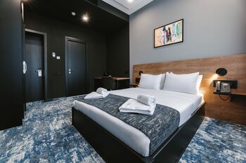 hotel splendid tbilisi