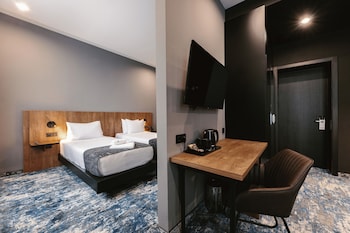 hotel splendid tbilisi