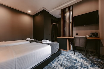 hotel splendid tbilisi