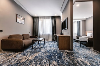 hotel splendid tbilisi