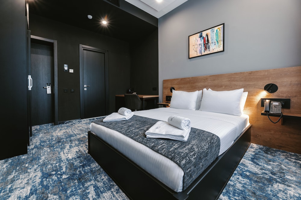 hotel splendid tbilisi