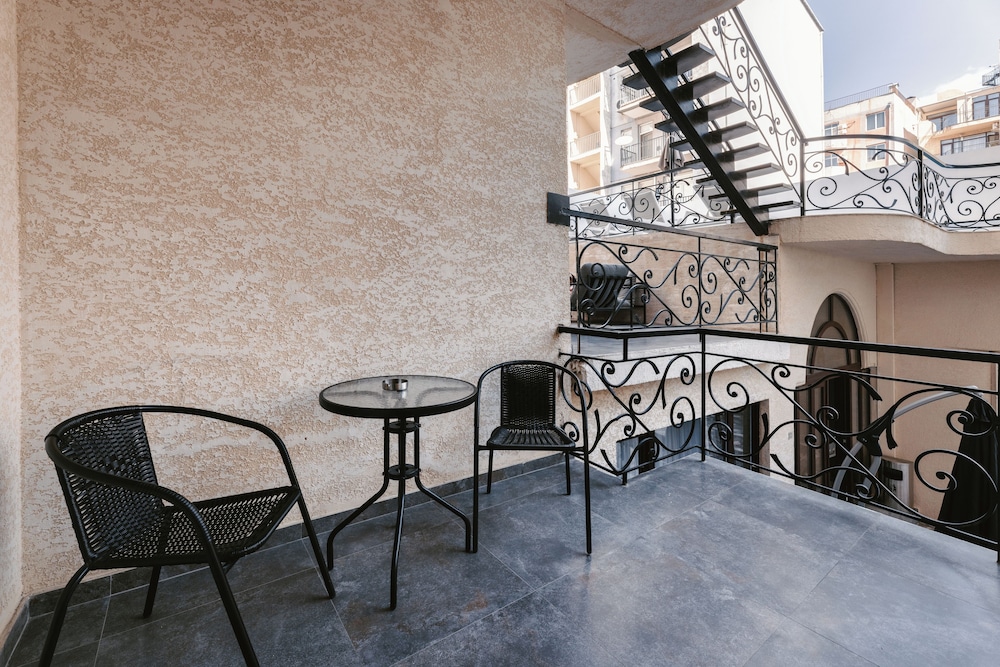 hotel splendid tbilisi