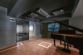 hotel splendid tbilisi