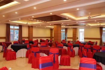 hotel ultra international