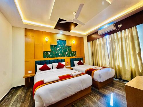 hotel ultra international