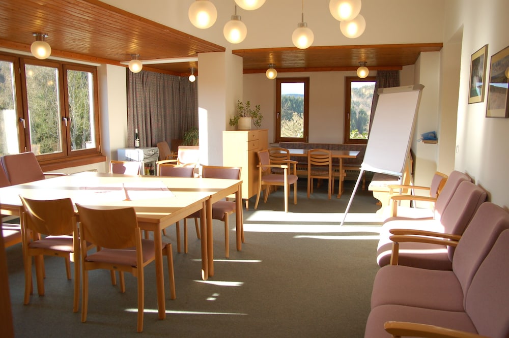 stiftsberg bildungs und freizeitzentrum