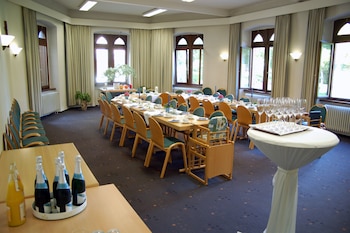 stiftsberg bildungs und freizeitzentrum