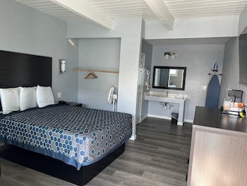 sea garden inn
