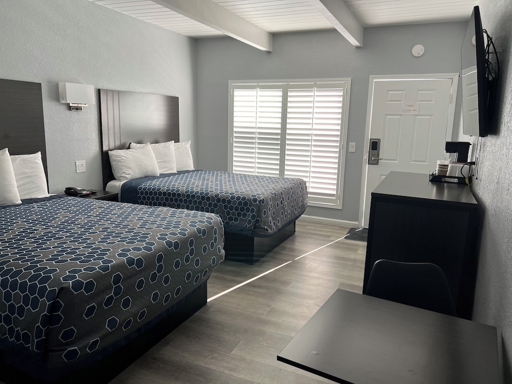 sea garden inn