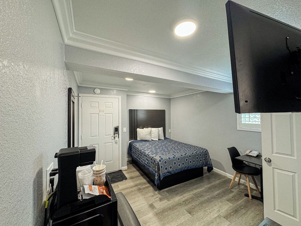 sea garden inn