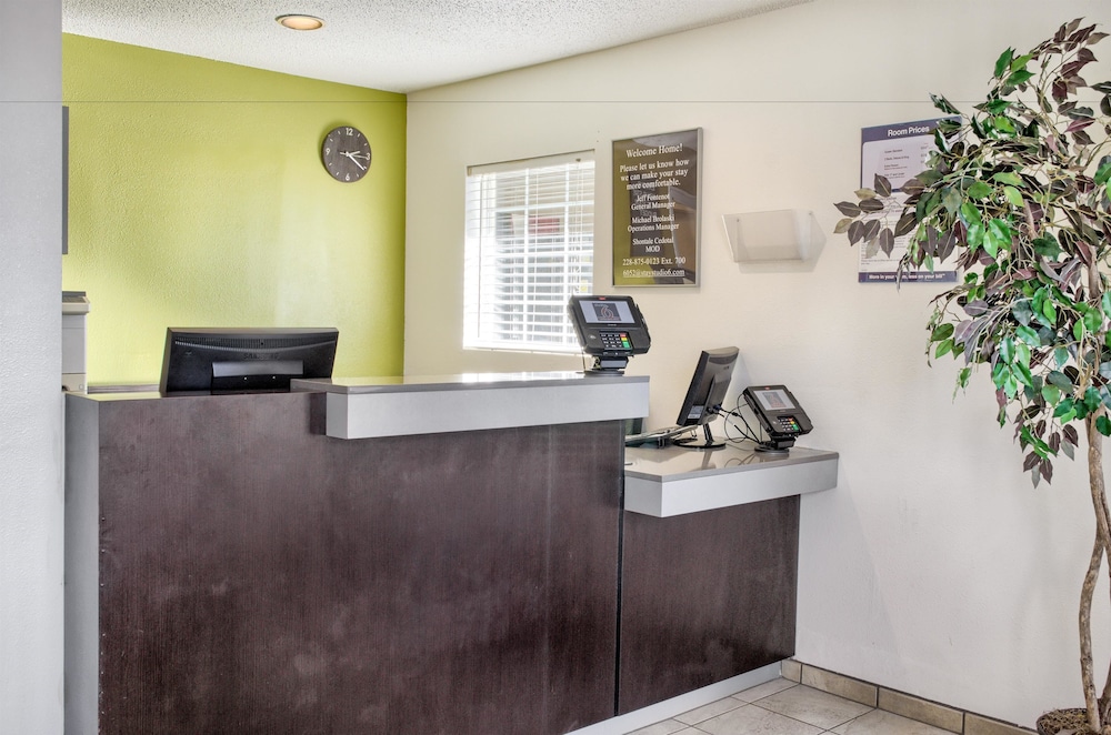 studio 6 ocean springs ms