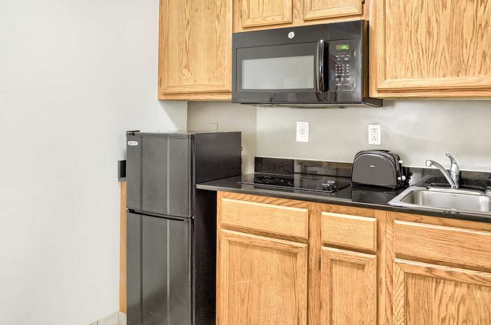 studio 6 ocean springs ms