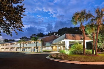studio 6 jacksonville fl baymeadows