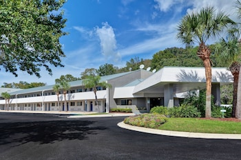 studio 6 jacksonville fl baymeadows
