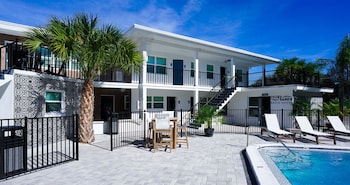 ivory sands beach suites